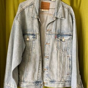 NWOT Levi’s Jean Jacket, Size XL